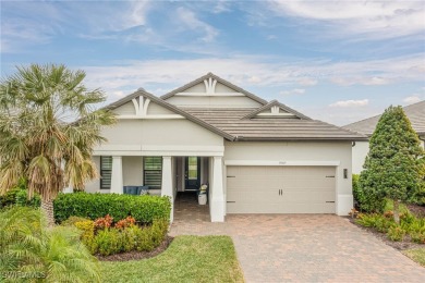 Lake Home Sale Pending in Fort Myers, Florida