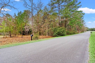 Large, wooded, 1+ acre lot ready for construction. Minutes drive - photo 6