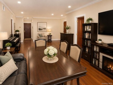 Welcome to this lovely move-in ready 2-bedroom, 2.5-bathroom - photo 8