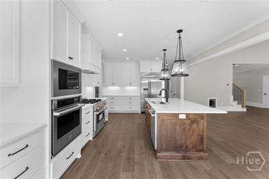 Exceptional New Construction crafted by a respected local - photo 29