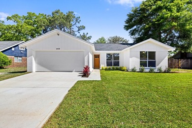Consider stepping into this beautifully refreshed home just in - photo 2