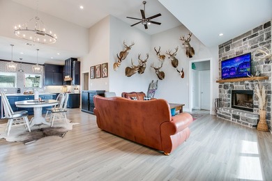 Check out this extraordinary 4 bed 3 bath home close to - photo 9