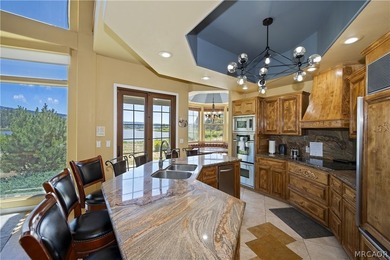 Welcome to an extraordinary custom-built mountain retreat where - photo 10