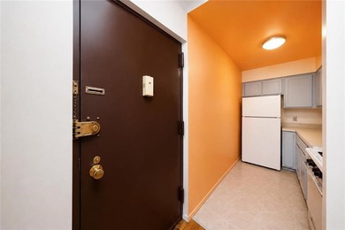 Welcome to this bright and spacious 1-bedroom condo, situated in - photo 10