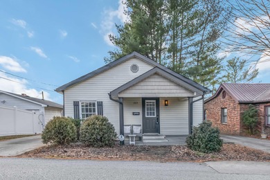 Lake Cumberland Home For Sale in Somerset Kentucky