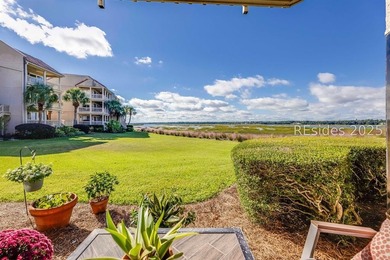 Beautifully maintained 2BR/2BA Newport villa with expansive - photo 1