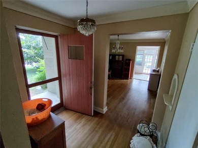 Located less than a mile from Historic Downtown Mount Dora, this - photo 4