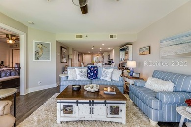 Beautifully maintained 2BR/2BA Newport villa with expansive - photo 5