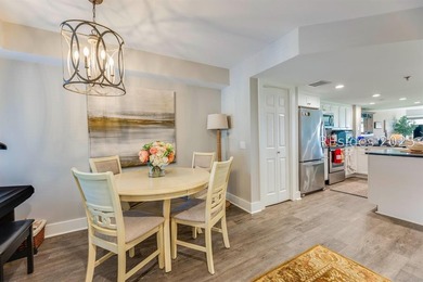 Beautifully maintained 2BR/2BA Newport villa with expansive - photo 6