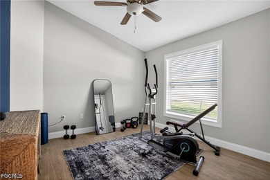 Meticulously maintained, turnkey home not in a flood zone. Major - photo 18