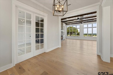 This gorgeous, newly and fully remodeled 4BR/4.5BA home, is - photo 20