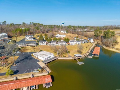 Lake Hamilton Home For Sale in Hot Springs Arkansas