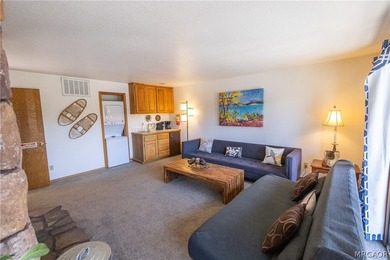 1264 Clubview Drive is a rare four-unit opportunity in one of - photo 3