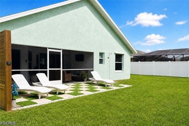 Meticulously maintained, turnkey home not in a flood zone. Major - photo 23