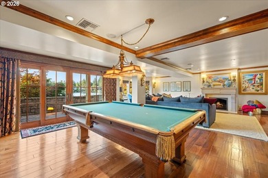 RESORT LIVING ON LAKE OSWEGO'S WATERFRONTBest value on the main - photo 23