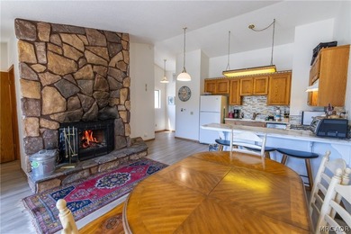 1264 Clubview Drive is a rare four-unit opportunity in one of - photo 5