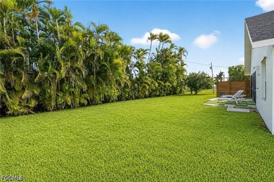 Meticulously maintained, turnkey home not in a flood zone. Major - photo 25