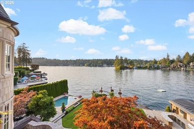 RESORT LIVING ON LAKE OSWEGO'S WATERFRONTBest value on the main - photo 25