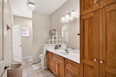 Architectural Craftsman home in Bailey Creek! The main level - photo 27