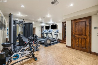 RESORT LIVING ON LAKE OSWEGO'S WATERFRONTBest value on the main - photo 32