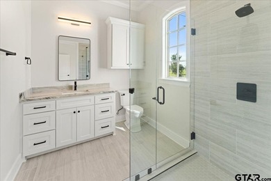 This gorgeous, newly and fully remodeled 4BR/4.5BA home, is - photo 37