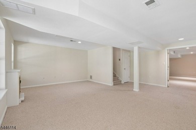 Absolutely beautiful 3-bedroom, 2.5-bath end-unit townhouse - photo 38