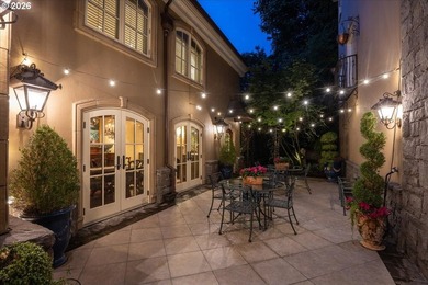 RESORT LIVING ON LAKE OSWEGO'S WATERFRONTBest value on the main - photo 38