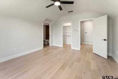This gorgeous, newly and fully remodeled 4BR/4.5BA home, is - photo 42