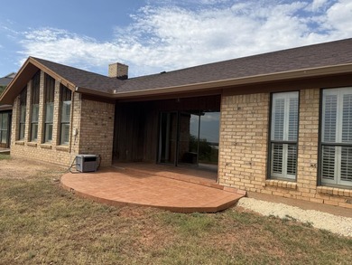 Additional listing photo 1