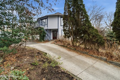 (private lake, pond, coastal) Home For Sale in Little Egg Harbor New Jersey