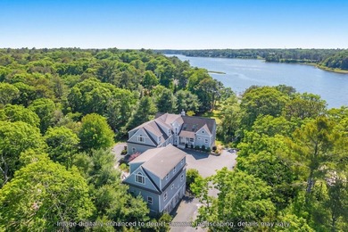 Perched above Shoestring Bay, this magnificent waterfront - photo 4