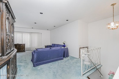 First Time Offered! Pride of ownership shows in this large 2 - photo 5