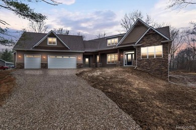 Bitten Lake Home For Sale in Brighton Michigan
