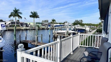 Caloosahatchee River Home For Sale in North Fort Myers Florida