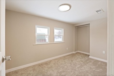 Back on the market! The previous buyers got cold feet, which - photo 13