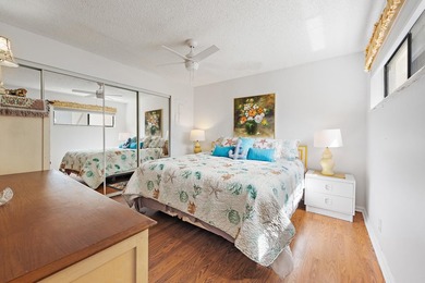 Just a 5-minute walk to Jupiter Beach, this 2-bedroom, 2 bath - photo 14