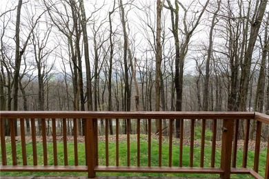 Welcome to 3B1 Mountain Villas! This charming 1-bedroom, 1-bath - photo 14