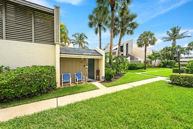 Just a 5-minute walk to Jupiter Beach, this 2-bedroom, 2 bath - photo 17