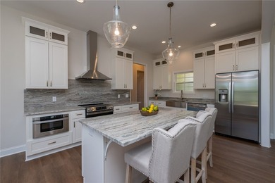 ** Seller offering up to $10,000 toward buyer closing costs - photo 18