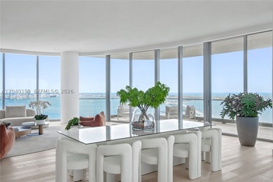 Occupying half of the 34th floor at UNA Residences, this - photo 26