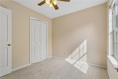 This charming home is ready for move in! A beautiful home - photo 30