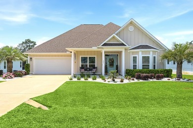 This highly desirable floor plan in West Freeport blends comfort - photo 2
