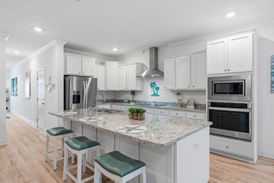 This highly desirable floor plan in West Freeport blends comfort - photo 4