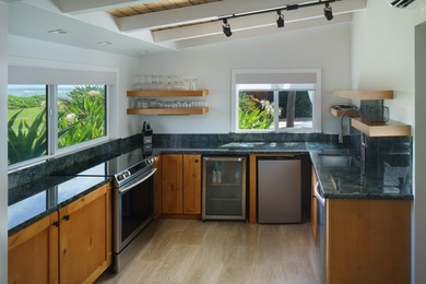 Set on beautifully curated grounds in Spreckelsville on Maui's - photo 36