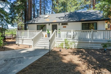 Guest Favorite | Golf Course Location | Rare Central A/C | - photo 4