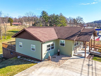 Lake Cumberland Commercial Sale Pending in Somerset Kentucky