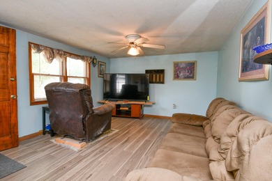 Charming home built in 1940 just a few blocks East of the