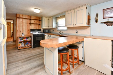 Charming home built in 1940 just a few blocks East of the