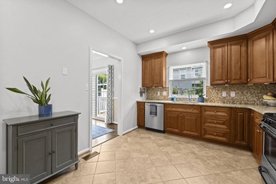 Opportunity Awaits in the Sought-After Cascades Community! - photo 18