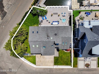 Waterfront living at its finest in highly sought after Green - photo 28